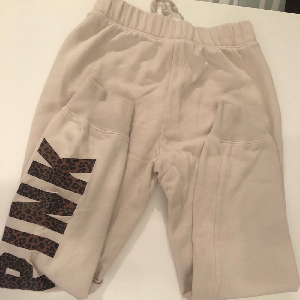 Victoria Secret PINK cheetah print joggers